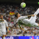 Illustration for article titled Sergio Ramos Smashes In Spinning Bicycle Kick Goal